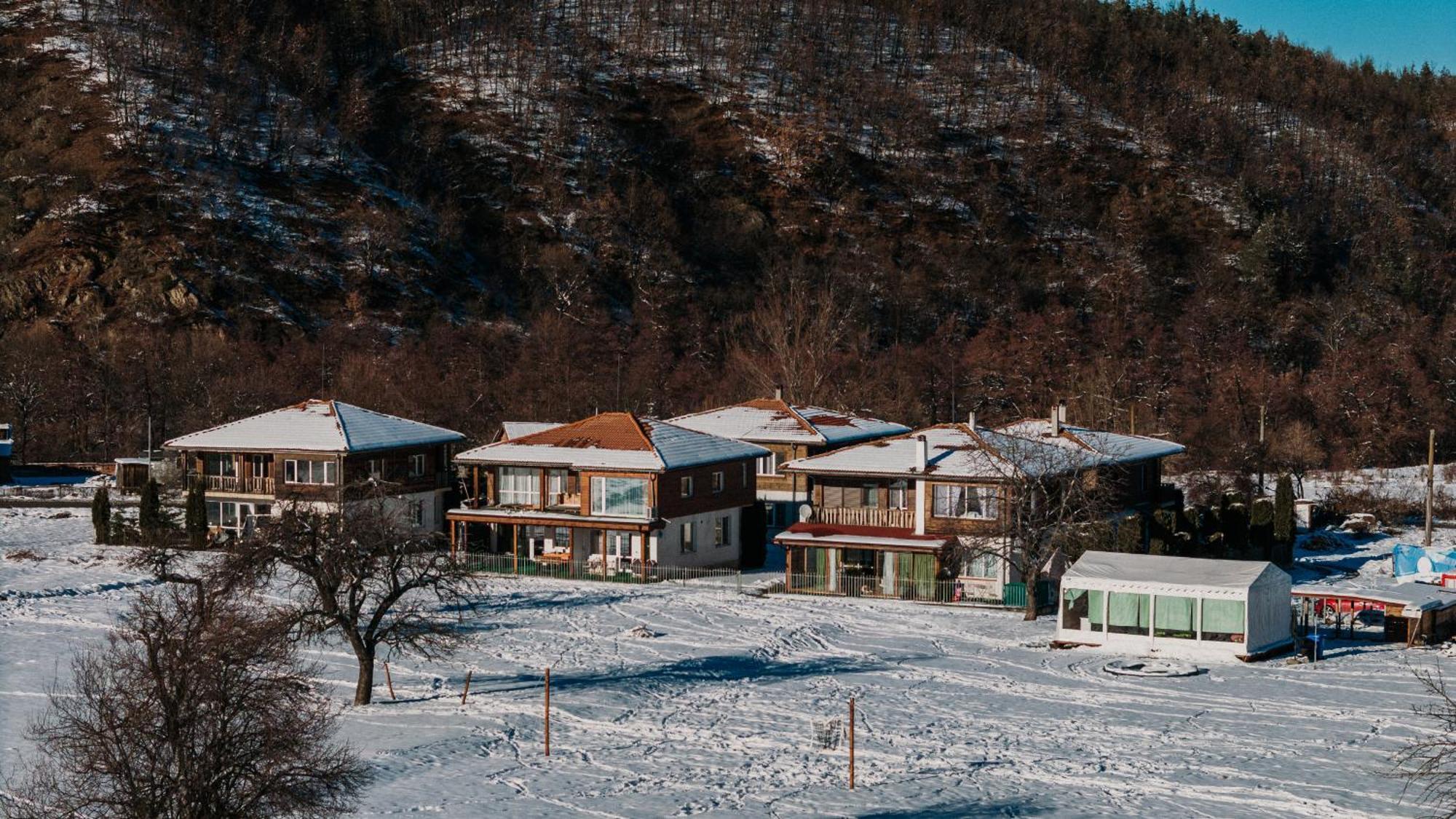 Апартамент Бела / Apartment Bela Raduil Exterior photo