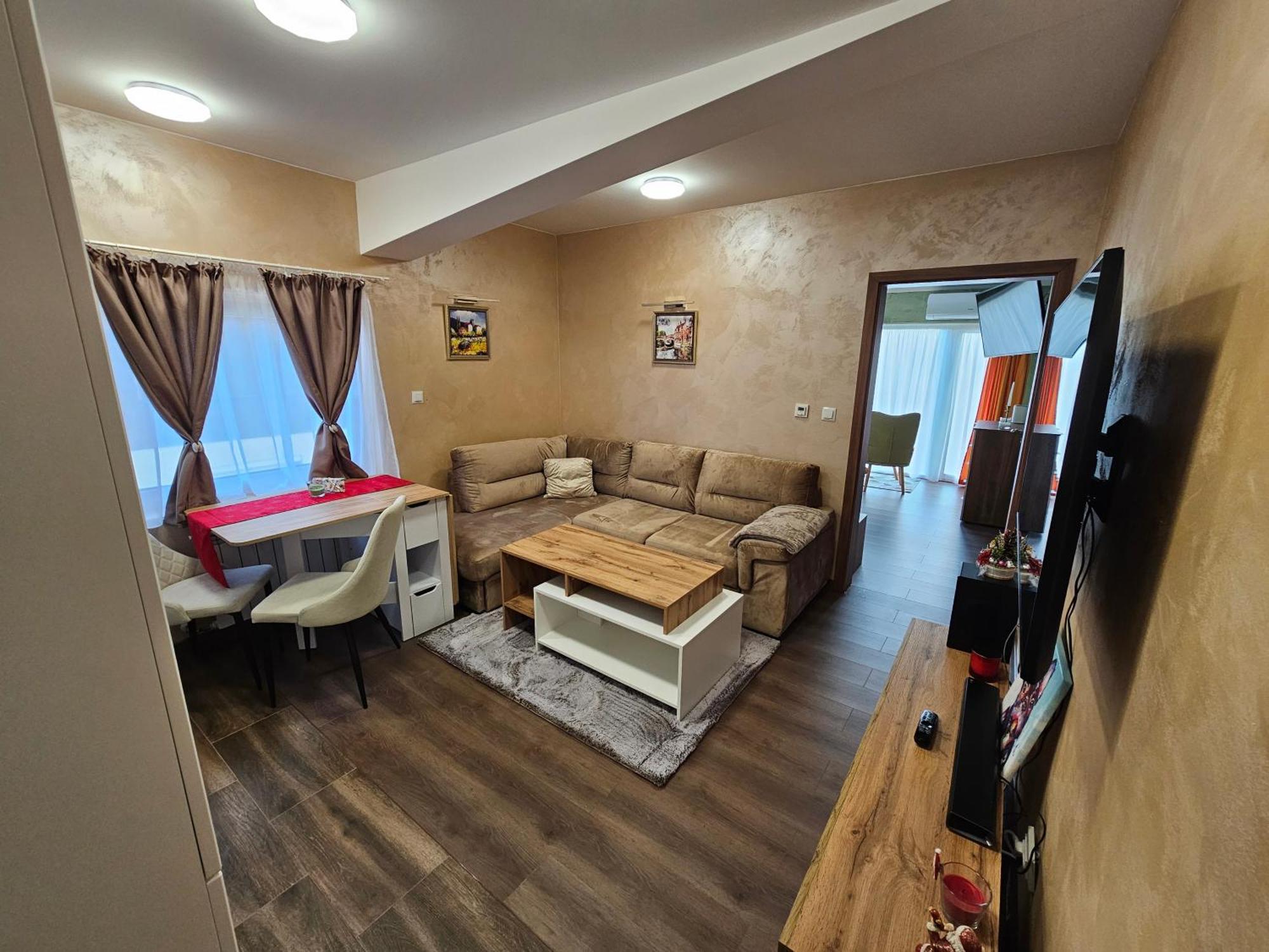 Апартамент Бела / Apartment Bela Raduil Exterior photo